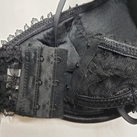 Coquette Sexy Bra Deep Red Black Lace Balconette Size Large - Picture 9 of 12